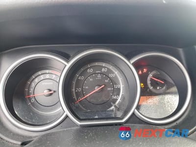 Zdjęcie 9 z 12 samochodu: 2011 NISSAN VERSA S VIN:3N1BC1CP9BL490378 - miniatura