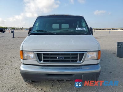 Piąte zdjęcie samochodu w środku: 2006 FORD ECONOLINE E350 SUPER DUTY WAGON VIN:1FBNE31L96HB31413 - miniatura