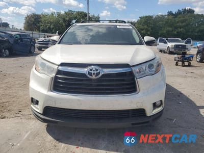 Piąte zdjęcie samochodu w środku: 2016 TOYOTA HIGHLANDER LIMITED VIN:5TDYKRFH4GS152420 - miniatura