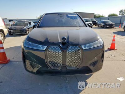 Piąte zdjęcie samochodu w środku: 2024 BMW IX XDRIVE50 VIN:WB523CF08RCN04652 - miniatura