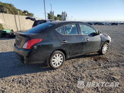 Trzecie zdjęcie samochodu z tyłu: 2016 NISSAN VERSA S VIN:3N1CN7AP1GL863585 - miniatura