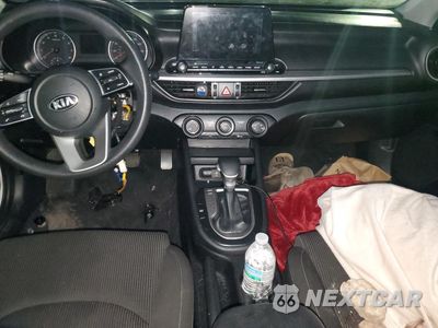 Zdjęcie 8 z 12 samochodu: 2020 KIA FORTE FE VIN:3KPF24AD2LE183264 - miniatura