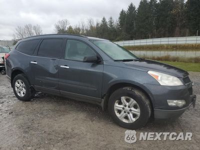 Czwarte zdjęcie samochodu z boku: 2012 CHEVROLET TRAVERSE LS VIN:1GNKRFED8CJ380756 - miniatura