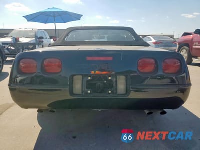 Zdjęcie 6 z 12 samochodu: 1988 CHEVROLET CORVETTE VIN:1G1YY3181J5118590 - miniatura