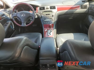 Zdjęcie 8 z 15 samochodu: 2002 LEXUS ES 300 VIN:JTHBF30G520048679 - miniatura