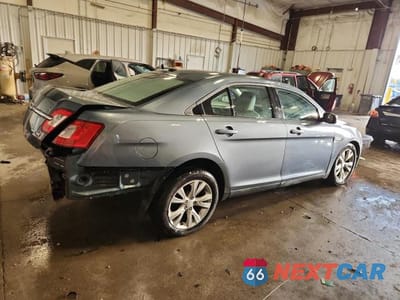 Trzecie zdjęcie samochodu z tyłu: 2010 FORD TAURUS SEL VIN:1FAHP2HW9AG130778 - miniatura