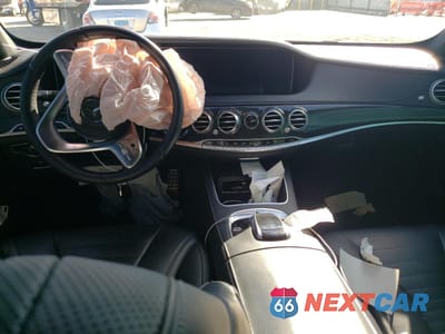 Zdjęcie 8 z 12 samochodu: 2019 MERCEDES-BENZ S 560 VIN:WDDUG8DB4KA495524 - miniatura