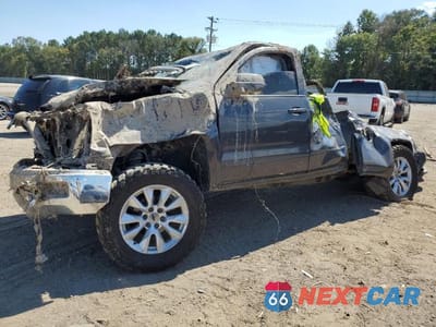 2015 CHEVROLET SILVERADO C1500 LT 1GCRCREC2FZ395566 - główne zdjęcie licytacji z USA - miniatura