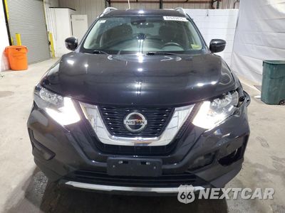 Piąte zdjęcie samochodu w środku: 2019 NISSAN ROGUE S VIN:5N1AT2MV9KC844631 - miniatura