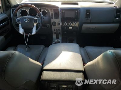 Zdjęcie 8 z 13 samochodu: 2016 TOYOTA SEQUOIA PLATINUM VIN:5TDYY5G11GS065860 - miniatura