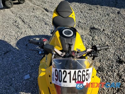 Piąte zdjęcie samochodu w środku: 2024 SUZUKI GSX800 F VIN:JS1EM13B4R7101750 - miniatura