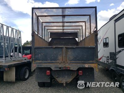 Zdjęcie 6 z 12 samochodu: 2004 CHEVROLET C7500 C7C042 VIN:1GBK7C1C44F505044 - miniatura