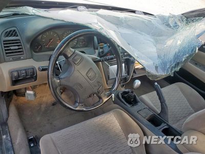 Zdjęcie 8 z 12 samochodu: 1998 HONDA PRELUDE VIN:JHMBB6141WC002952 - miniatura
