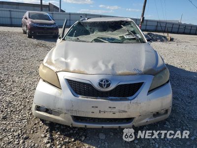 Piąte zdjęcie samochodu w środku: 2009 TOYOTA CAMRY BASE VIN:4T1BE46K69U881623 - miniatura
