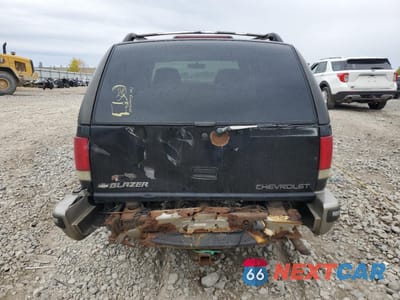 Zdjęcie 6 z 12 samochodu: 1999 CHEVROLET BLAZER VIN:1GNDT13W7X2233779 - miniatura