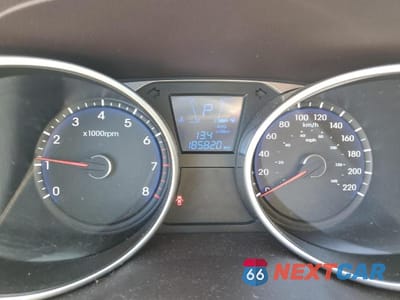 Zdjęcie 9 z 12 samochodu: 2010 HYUNDAI TUCSON GLS VIN:KM8JUCAC5AU023217 - miniatura