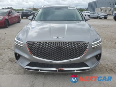Piąte zdjęcie samochodu w środku: 2025 GENESIS GV70 BASE VIN:5NMMADTB6SH029184 - miniatura