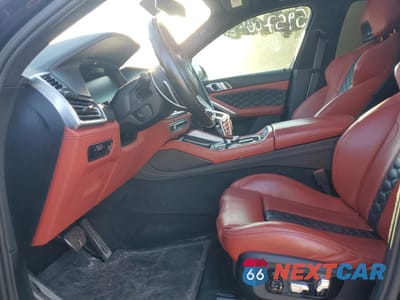 Zdjęcie 7 z 13 samochodu: 2020 BMW X6 M VIN:5YMCY0C02L9C65644 - miniatura