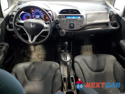 Zdjęcie 8 z 13 samochodu: 2010 HONDA FIT SPORT VIN:JHMGE8H49AC001975 - miniatura