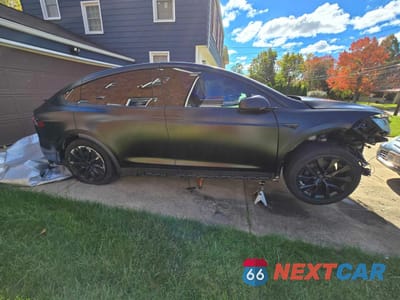 2021 TESLA MODEL X 5YJXCBE24MF322238 - główne zdjęcie licytacji z USA - miniatura
