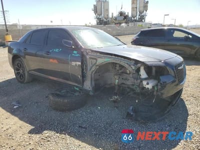 Czwarte zdjęcie samochodu z boku: 2019 CHRYSLER 300 S VIN:2C3CCABG2KH555524 - miniatura