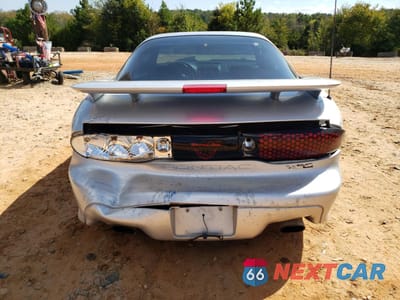 Zdjęcie 6 z 13 samochodu: 2002 PONTIAC FIREBIRD FORMULA VIN:2G2FV22GX22166663 - miniatura