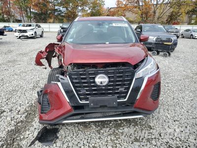 Piąte zdjęcie samochodu w środku: 2024 NISSAN KICKS SV VIN:3N1CP5CV0RL471047 - miniatura