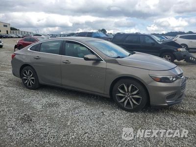 Czwarte zdjęcie samochodu z boku: 2017 CHEVROLET MALIBU LT VIN:1G1ZE5ST5HF165010 - miniatura