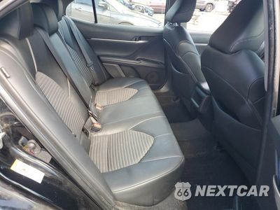 Zdjęcie 10 z 12 samochodu: 2018 TOYOTA CAMRY L VIN:4T1B11HK8JU095480 - miniatura