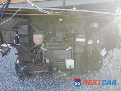 Zdjęcie 7 z 11 samochodu: 2002 FORD F550 SUPER DUTY STRIPPED CHASSIS VIN:1FCNF53SX20A04929 - miniatura