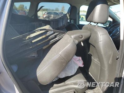 Zdjęcie 11 z 13 samochodu: 2015 FORD ESCAPE TITANIUM VIN:1FMCU0J9XFUC58666 - miniatura