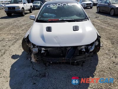 Piąte zdjęcie samochodu w środku: 2023 TOYOTA GR COROLLA CORE VIN:JTNABAAE0PA004094 - miniatura