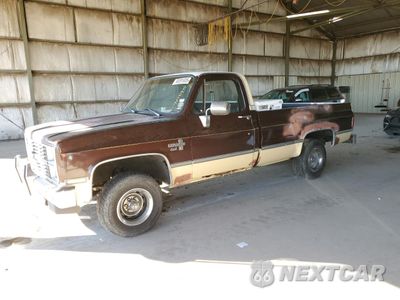 1983 CHEVROLET K10 1GCEK14H7DF305679 - główne zdjęcie licytacji z USA - miniatura