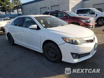 Czwarte zdjęcie samochodu z boku: 2014 TOYOTA CAMRY L VIN:4T1BF1FKXEU870517 - miniatura