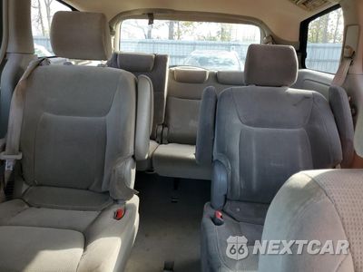 Zdjęcie 10 z 13 samochodu: 2004 TOYOTA SIENNA CE VIN:5TDZA23C54S189401 - miniatura