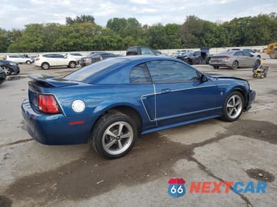 Trzecie zdjęcie samochodu z tyłu: 2000 FORD MUSTANG VIN:1FAFP4045YF221981 - miniatura