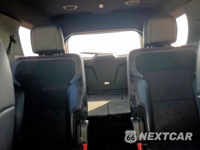 Zdjęcie 10 z 16 samochodu: 2019 FORD EXPLORER XLT VIN:1FM5K7D85KGB06877 - miniatura