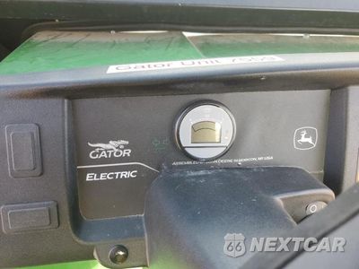 Zdjęcie 8 z 10 samochodu: 2023 JOHN DEERE GATOR UTILITY VEHICLE VIN:1M0T145EARM190062 - miniatura