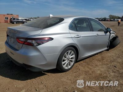 Trzecie zdjęcie samochodu z tyłu: 2021 TOYOTA CAMRY LE VIN:4T1R11AK8MU455540 - miniatura