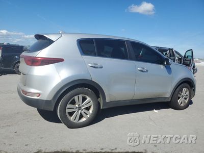 Trzecie zdjęcie samochodu z tyłu: 2017 KIA SPORTAGE LX VIN:KNDPM3AC3H7135392 - miniatura