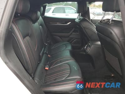 Zdjęcie 11 z 13 samochodu: 2021 MASERATI LEVANTE VIN:ZN661XUA8MX370742 - miniatura