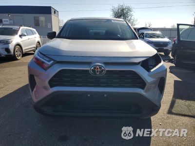 Piąte zdjęcie samochodu w środku: 2023 TOYOTA RAV4 LE VIN:2T3F1RFV5PC360239 - miniatura