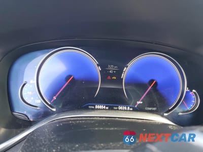 Zdjęcie 9 z 12 samochodu: 2019 BMW 750 XI VIN:WBA7F2C58KB240403 - miniatura