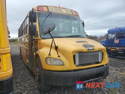 2009 THOMAS SAF-T-LINER C2 - SCHOOL BUS 4UZABRDJ19CAH1204 - główne zdjęcie licytacji z USA - miniatura