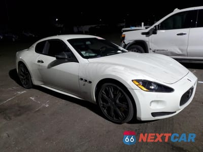 Czwarte zdjęcie samochodu z boku: 2010 MASERATI GRANTURISMO S VIN:ZAM45KLA4A0051291 - miniatura