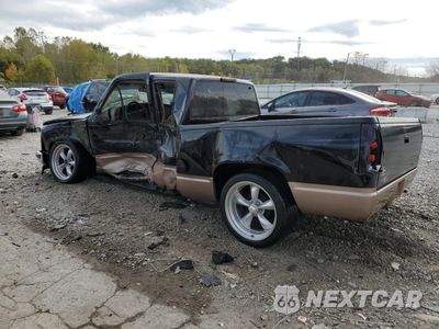 Drugie zdjęcie samochodu z przodu: 1997 GMC SIERRA C1500 VIN:2GTEC19R7V1536850 - miniatura