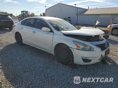 Czwarte zdjęcie samochodu z boku: 2015 NISSAN ALTIMA 2.5 VIN:1N4AL3APXFC201863 - miniatura