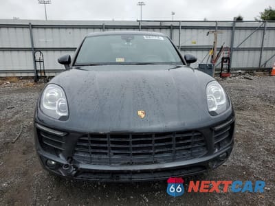 Piąte zdjęcie samochodu w środku: 2017 PORSCHE MACAN S VIN:WP1AB2A54HLB13852 - miniatura