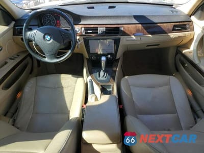 Zdjęcie 8 z 12 samochodu: 2011 BMW 3ER 328 I VIN:WBAPH7G50BNM57394 - miniatura
