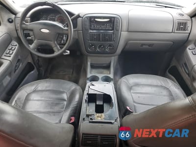 Zdjęcie 8 z 15 samochodu: 2002 FORD EXPLORER XLT VIN:1FMZU63E52ZA58203 - miniatura